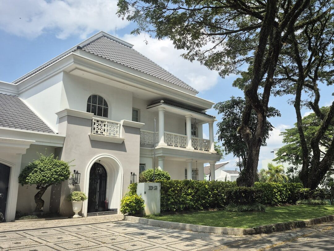 luxury villa exterior
